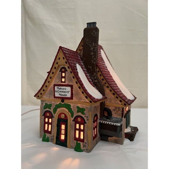 Vtg Dept 56 North Pole Series Popcorn and Cranberry House 56388 Xmas‎ Village - Picture 1 of 10